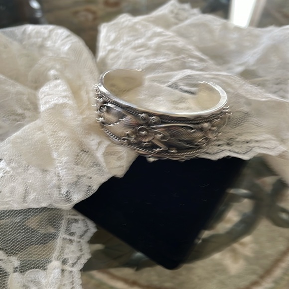 Sterling Native American Cuff Bracelet - Picture 11 of 12